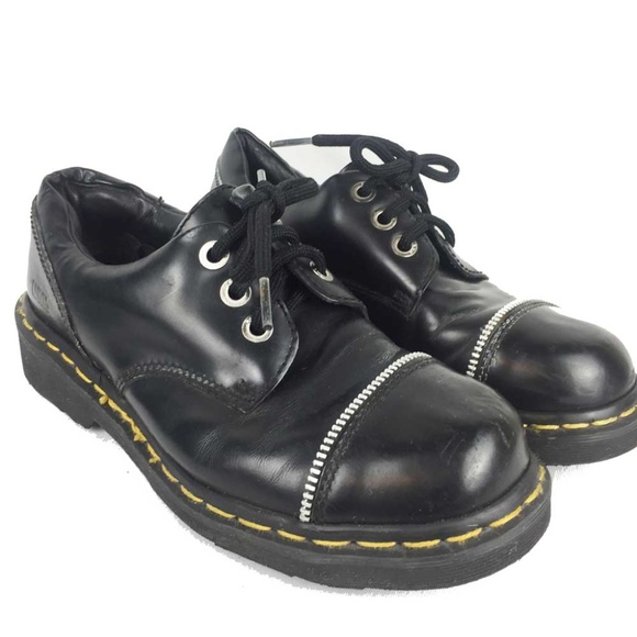 Dr. Martens Other - Vtg Dr. Martens Men-7 Women-8 3 Eye Leather Shoes